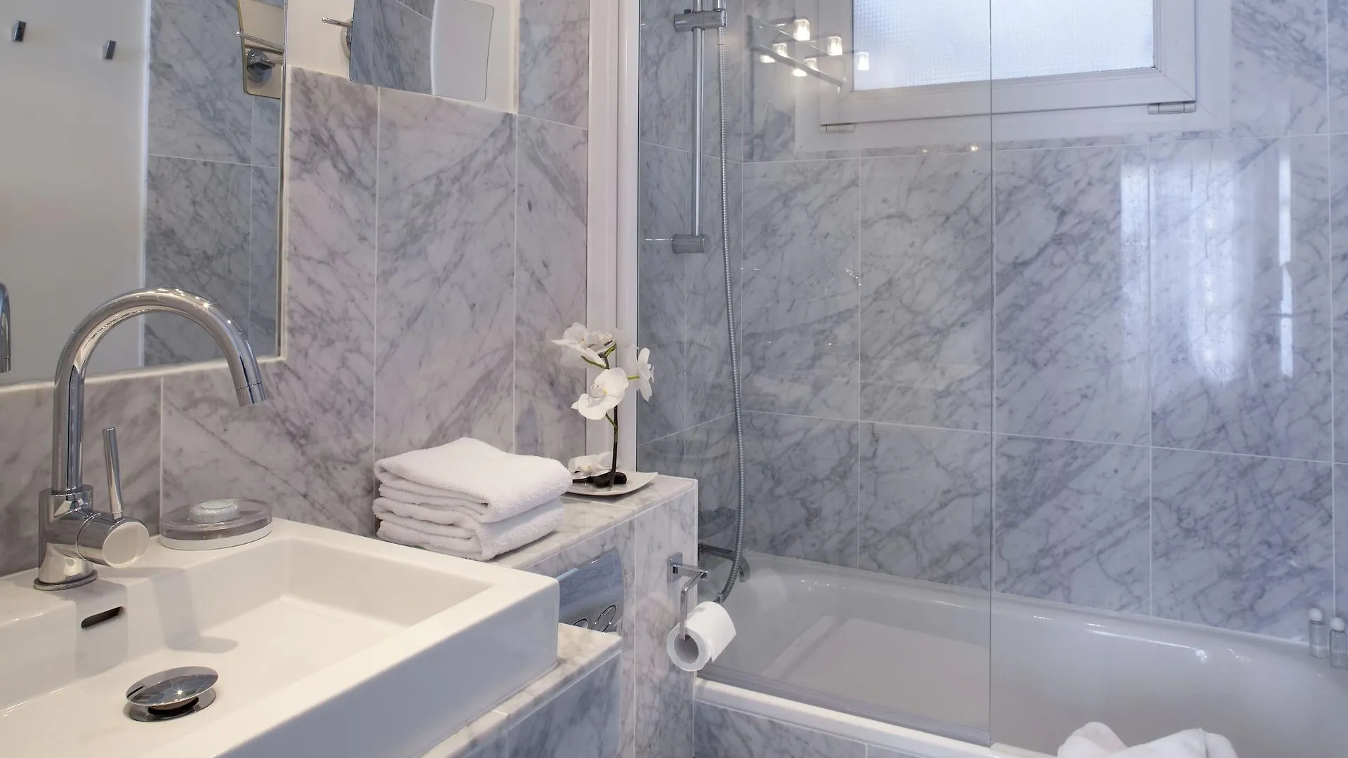 Mayet 3* Paris