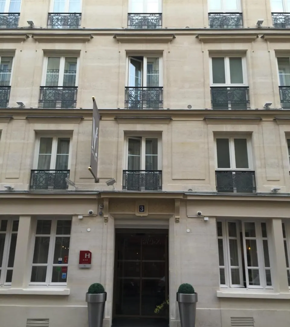 Mayet Paris